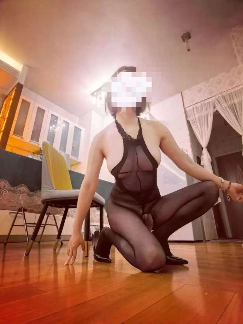 劲松翘臀小少妇